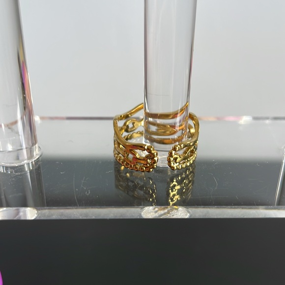 Gorgeous multi layer gold plated adjustable ring - Picture 3 of 3